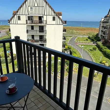 Renove 2 Pieces, Face Mer, - Fr-1-487-369 Apartment Cabourg